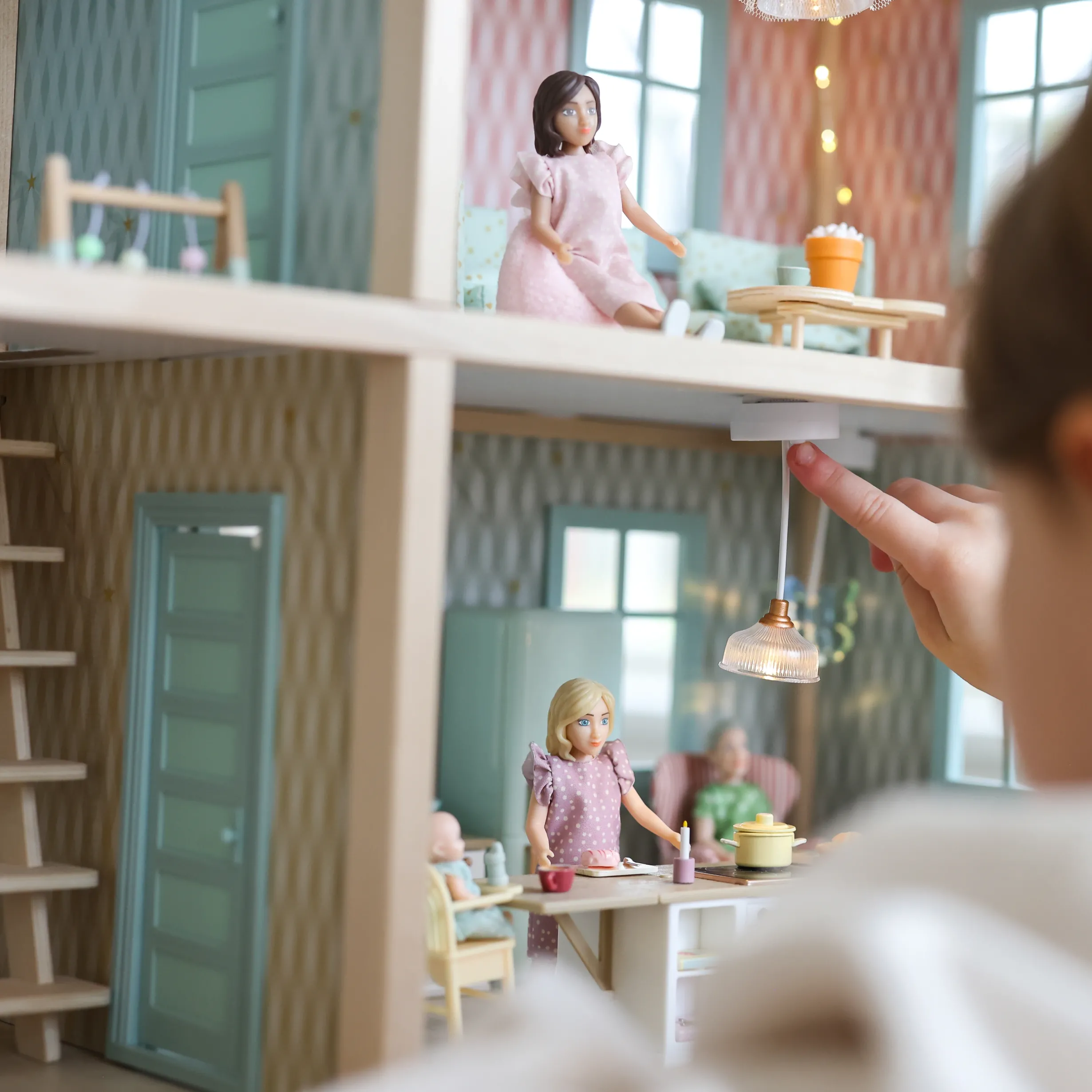 LUNDBY DOCKHUSDOCKOR JAMIE