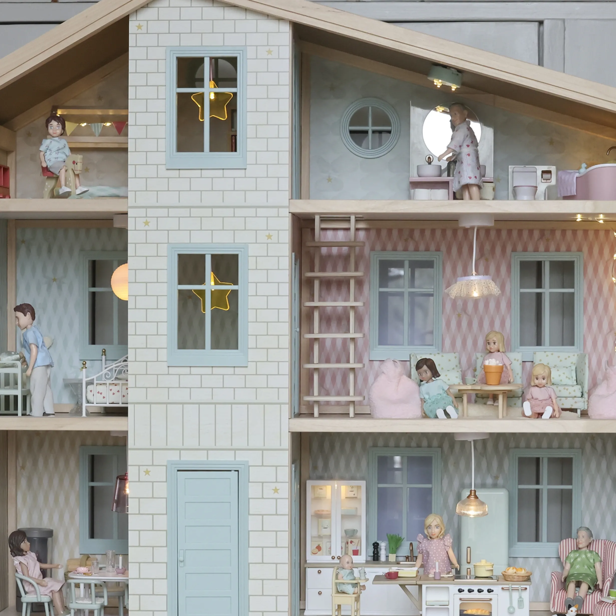 LUNDBY DOCKHUSMÖBLER HANDFAT & TOALETT