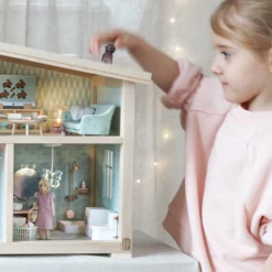 LUNDBY DOCKHUSTILLBEHÖR TV & GAMING